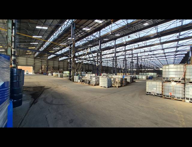 22,000M² FACTORY FOR SALE IN ANDERBOLT